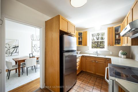 Photo 23 at 165 Divadale Drive, Leaside, Toronto