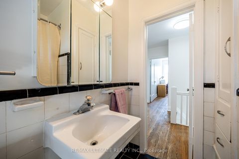 Photo 35 at 165 Divadale Drive, Leaside, Toronto