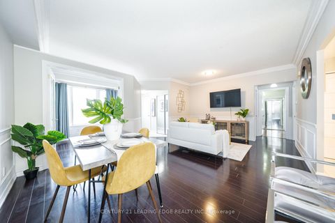 Photo 7 at 25 - 117 Omni Drive, Bendale, Toronto