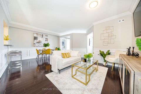 Photo 8 at 25 - 117 Omni Drive, Bendale, Toronto