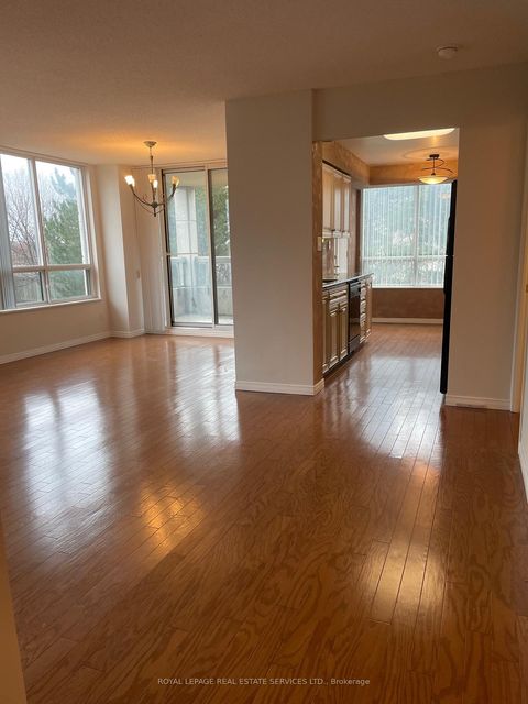 Photo 9 at 203 - 29 Northern Heights Drive, Langstaff, Richmond Hill