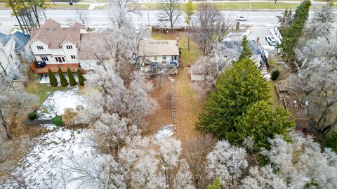 Photo 26 at 1914 Liverpool Road, Liverpool, Pickering