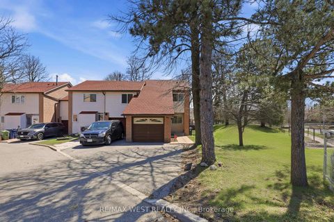 Photo 1 at 1 - 151 Wickson Trail, Malvern, Toronto