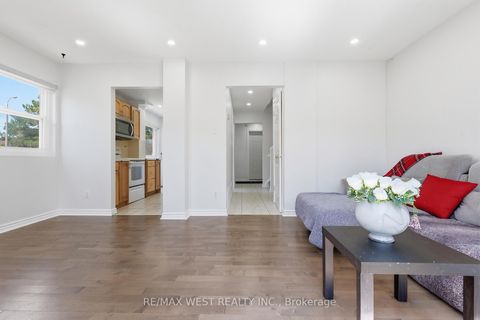 Photo 13 at 1 - 151 Wickson Trail, Malvern, Toronto