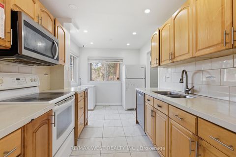 Photo 16 at 1 - 151 Wickson Trail, Malvern, Toronto