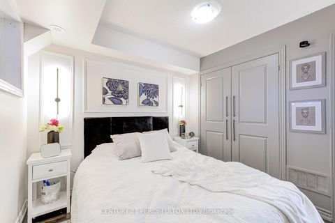 Photo 1 at 2566 William Jackson Drive, Duffin Heights, Pickering