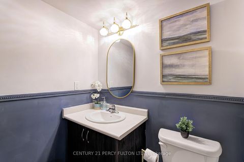 Photo 8 at 2566 William Jackson Drive, Duffin Heights, Pickering