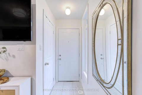 Photo 18 at 2566 William Jackson Drive, Duffin Heights, Pickering