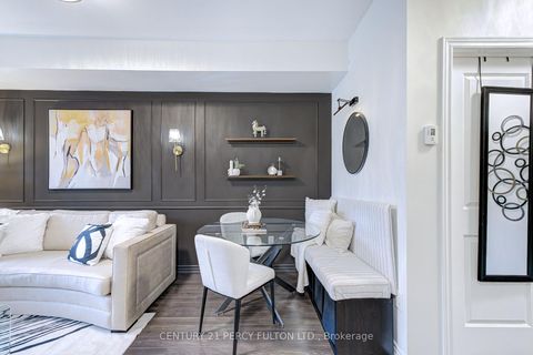 Photo 19 at 2566 William Jackson Drive, Duffin Heights, Pickering