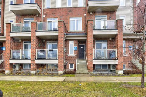 Photo 34 at 2566 William Jackson Drive, Duffin Heights, Pickering