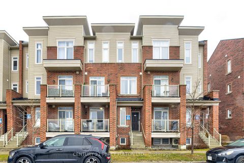 Photo 35 at 2566 William Jackson Drive, Duffin Heights, Pickering