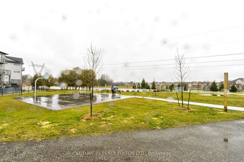 Photo 36 at 2566 William Jackson Drive, Duffin Heights, Pickering