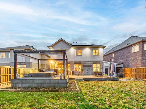 Photo 33 at 66 Rideout Street, South East, Ajax