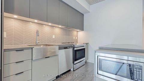 Photo 11 at 206 - 57 Brock Avenue, Roncesvalles, Toronto