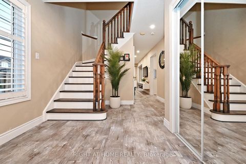 Photo 17 at 73 Bloomgate Crescent, Oak Ridges, Richmond Hill