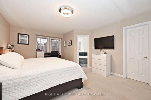 Photo 19 at 73 Bloomgate Crescent, Oak Ridges, Richmond Hill