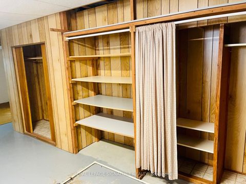 Photo 5 at 7 Placid Road, Queensway, Toronto