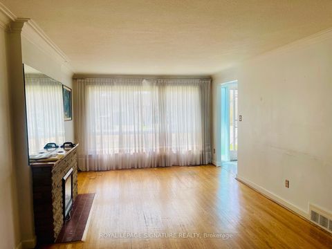 Photo 8 at 7 Placid Road, Queensway, Toronto