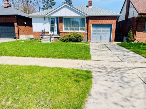 Photo 30 at 7 Placid Road, Queensway, Toronto