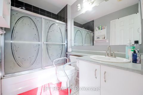 Photo 15 at 36 - 1378 Meadowvale Road, Rouge E11, Toronto
