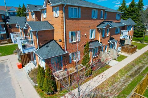 Photo 4 at 16 - 502 ESSA Road, Holly, Barrie