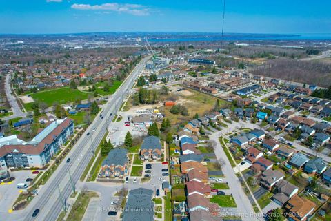 Photo 7 at 16 - 502 ESSA Road, Holly, Barrie