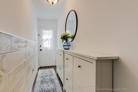 Photo 9 at 16 - 502 ESSA Road, Holly, Barrie