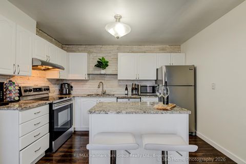 Photo 20 at 16 - 502 ESSA Road, Holly, Barrie