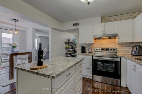 Photo 22 at 16 - 502 ESSA Road, Holly, Barrie