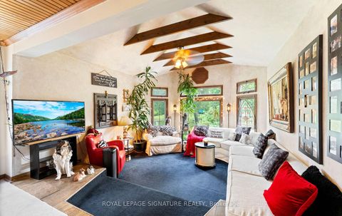 Photo 3 at 17 Mustard Street, Rural Uxbridge, Uxbridge