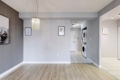 Photo 13 at 1203 - 88 Grandview Way, Willowdale East, Toronto