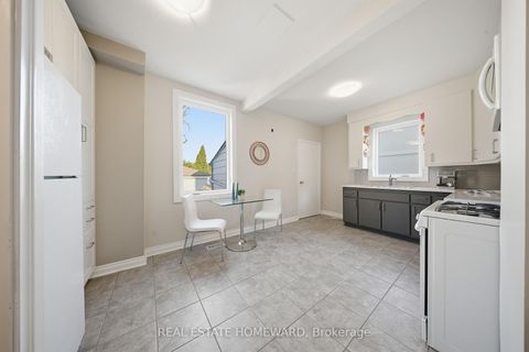 Photo 13 at 259 Woodmount Avenue, East York, Toronto