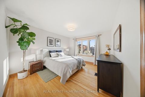 Photo 16 at 259 Woodmount Avenue, East York, Toronto