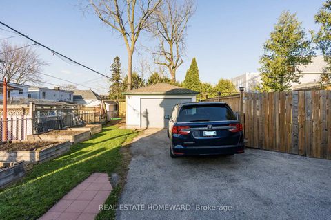 Photo 33 at 259 Woodmount Avenue, East York, Toronto