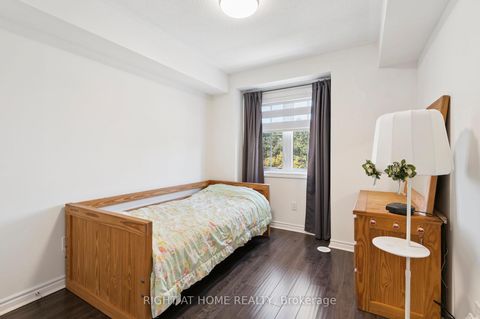 Photo 14 at 14 - 1255 Bridletowne Circle, L'Amoreaux, Toronto