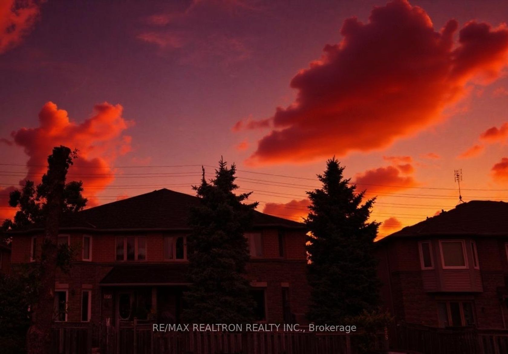 575 Walpole Crescent, Wyndham, Newmarket photo number 2