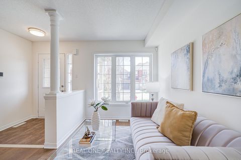 Photo 4 at 65 Westcliffe Crescent, Jefferson, Richmond Hill