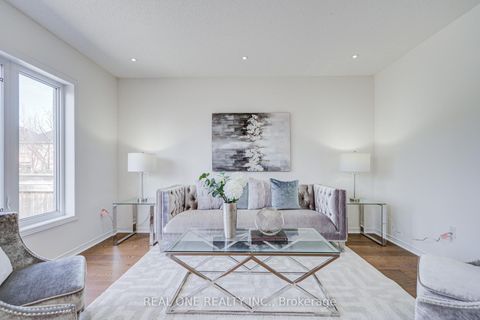 Photo 11 at 65 Westcliffe Crescent, Jefferson, Richmond Hill