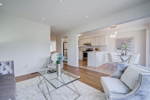 Photo 12 at 65 Westcliffe Crescent, Jefferson, Richmond Hill