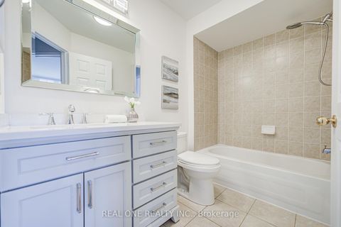 Photo 34 at 65 Westcliffe Crescent, Jefferson, Richmond Hill