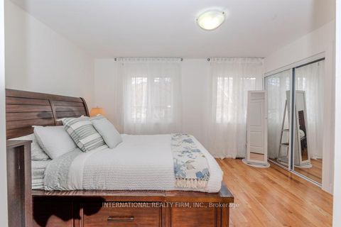 Photo 5 at 28 Camps Lane, West Hill, Toronto