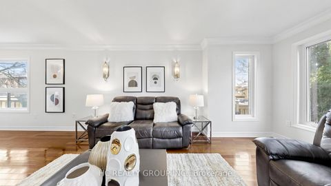 Photo 7 at 23 Brookeview Drive, Aurora Highlands, Aurora