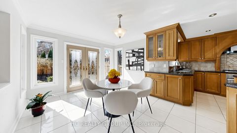 Photo 14 at 23 Brookeview Drive, Aurora Highlands, Aurora