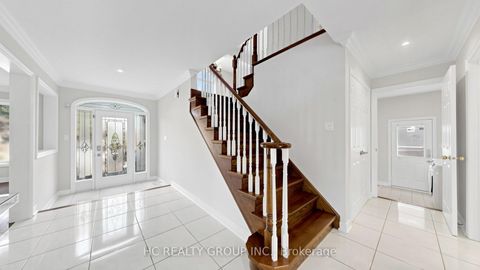 Photo 25 at 23 Brookeview Drive, Aurora Highlands, Aurora