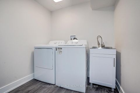 Photo 25 at 22 Stiles Avenue, Bayview Northeast, Aurora