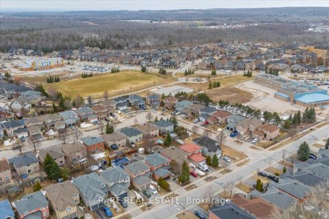 Photo 1 at 28 Hawkins Drive, Ardagh, Barrie