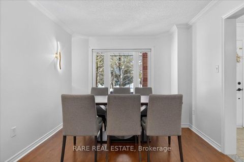 Photo 6 at 28 Hawkins Drive, Ardagh, Barrie