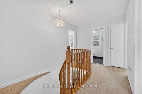 Photo 23 at 28 Hawkins Drive, Ardagh, Barrie