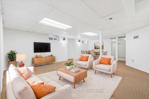 Photo 41 at 28 Hawkins Drive, Ardagh, Barrie