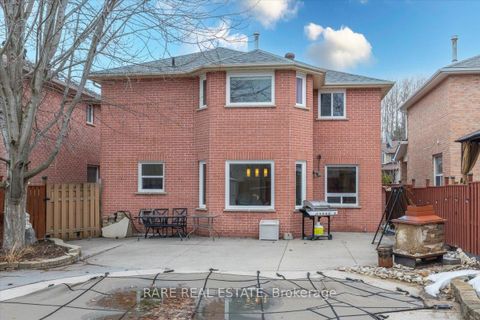 Photo 45 at 28 Hawkins Drive, Ardagh, Barrie